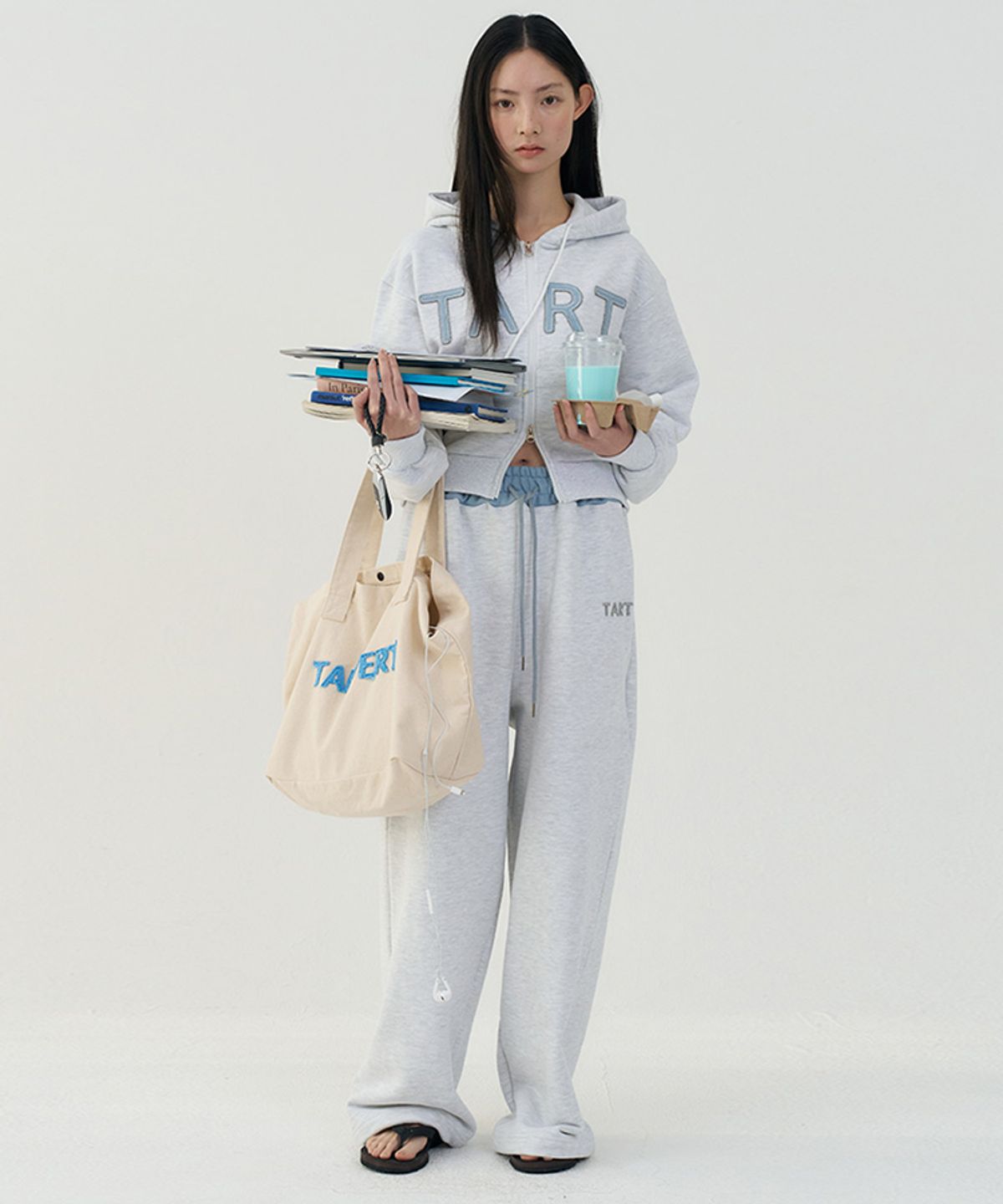 타버트(TARVERT) Tart Patch Hooded Zip Up - White Melange