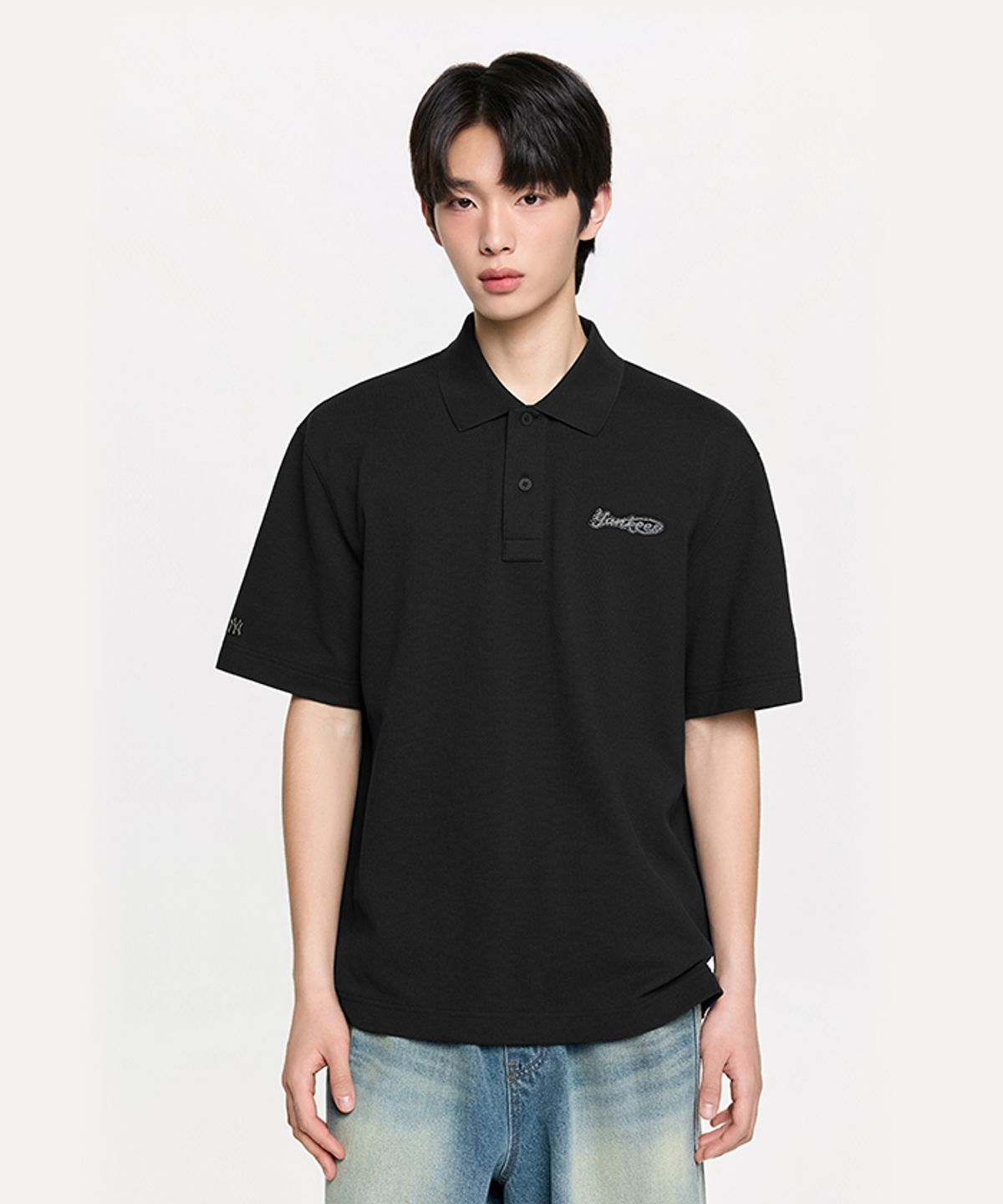 엠엘비(MLB) 바시티 스몰 컬시브 오버핏 카라 티셔츠 NY (Black)