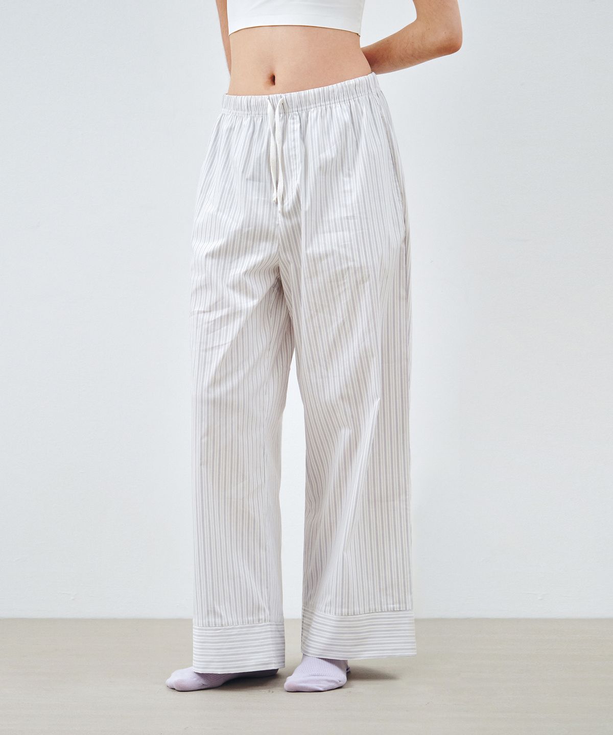 몽돌(MONGDOL) [SET] 컴포트 코튼 스트라이프 긴소매 파자마 화이트 MDPJ005WHITE