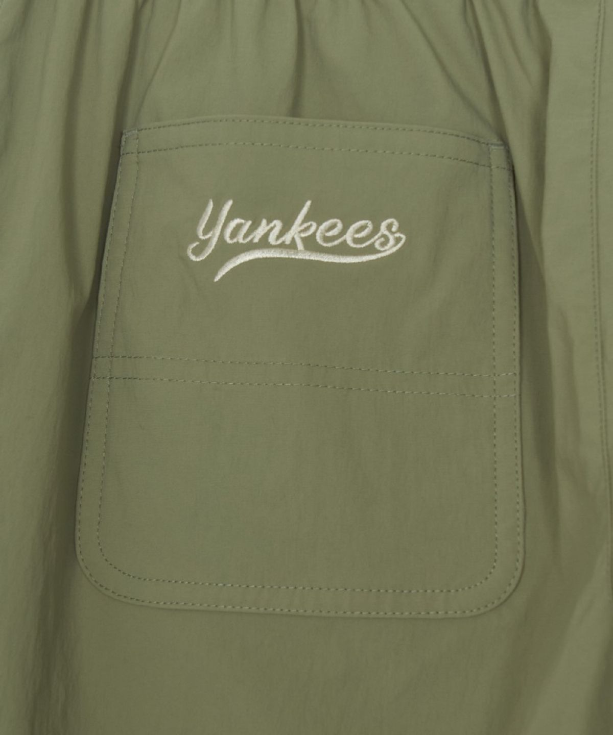 엠엘비(MLB) 여성 코튼터치 스트랩 카고 세미 와이드 팬츠 NY (Ptn.Khaki)