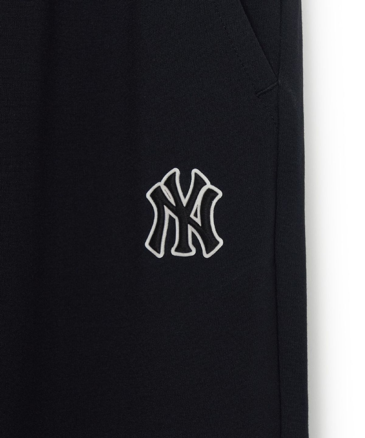 엠엘비(MLB) 베이직 스몰로고 쿨링 조거 팬츠 NY (Black)