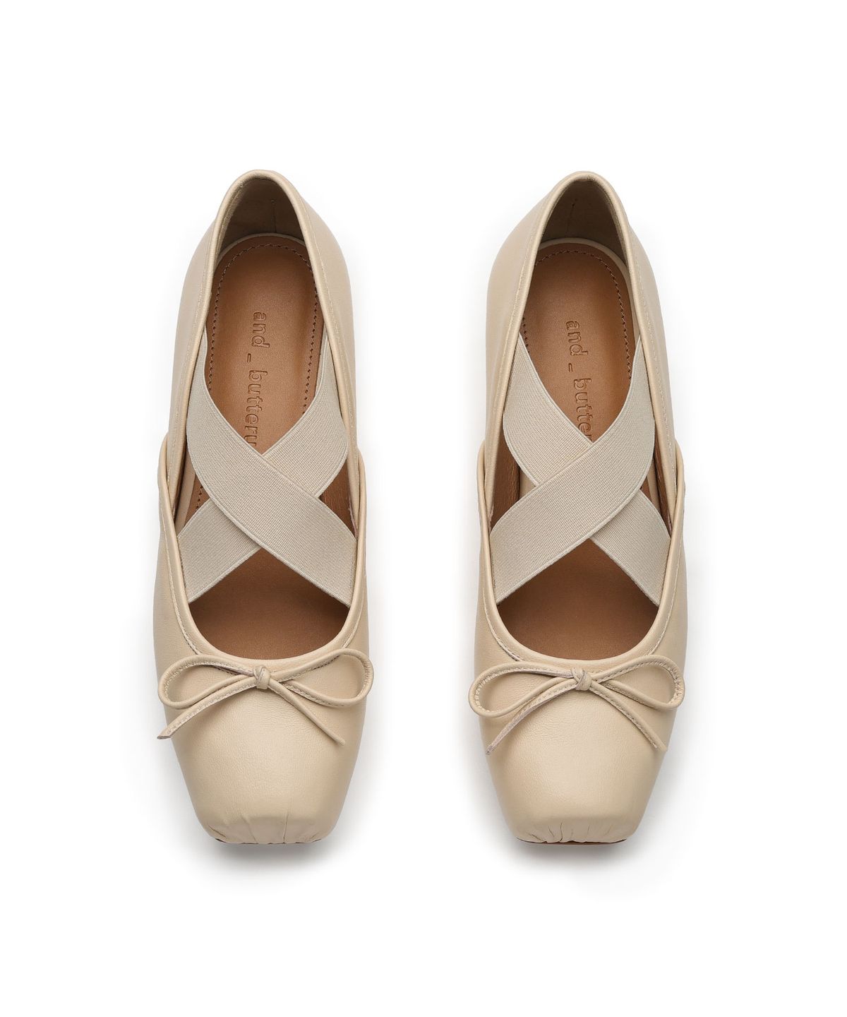 앤버터럼(ANDBUTTERUM) Daisy_Flat_Cream(BF6APJ02CM)