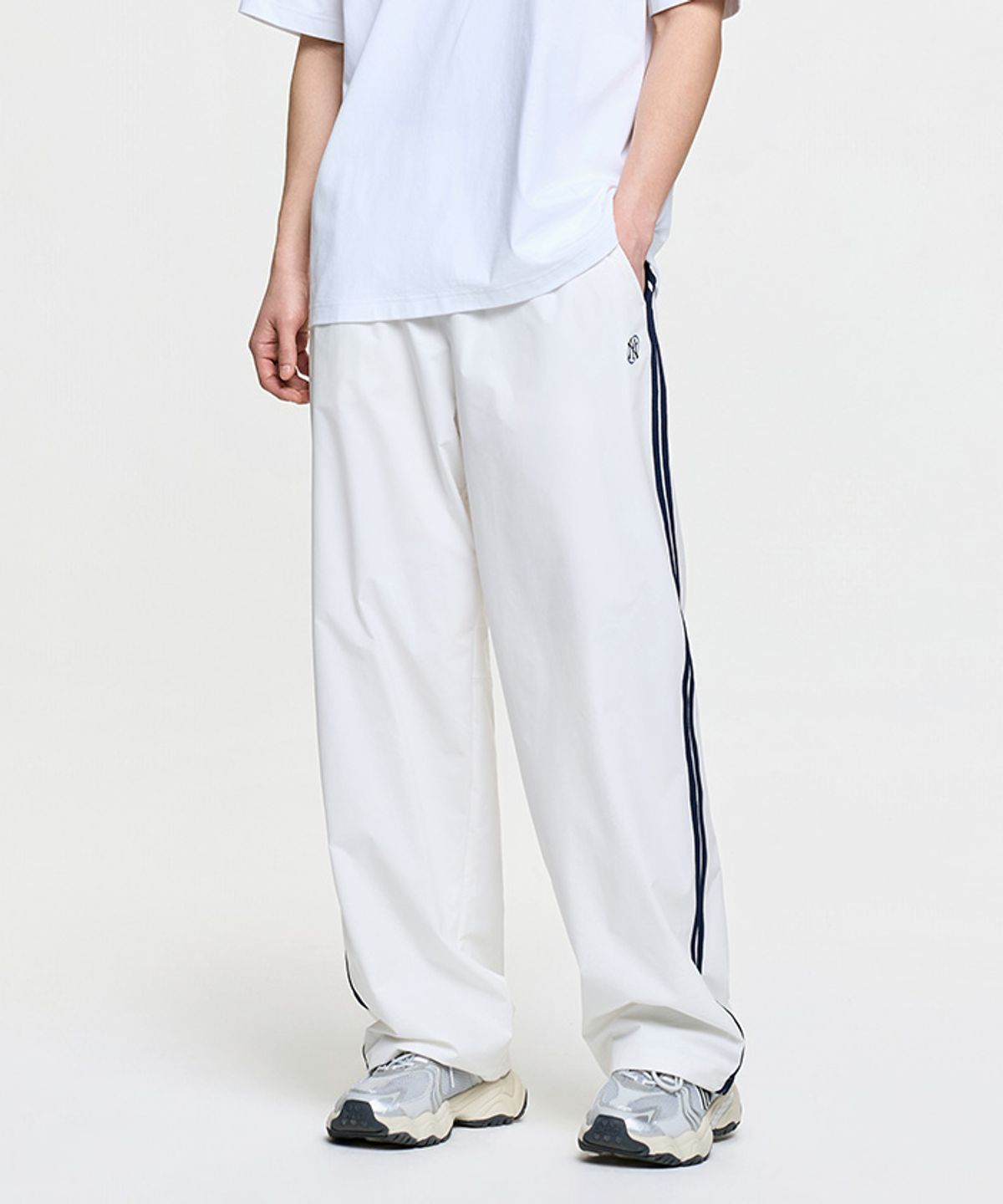 엠엘비(MLB) 스트릿 스포티브 테이핑 와이드 팬츠 NY (Ivory)