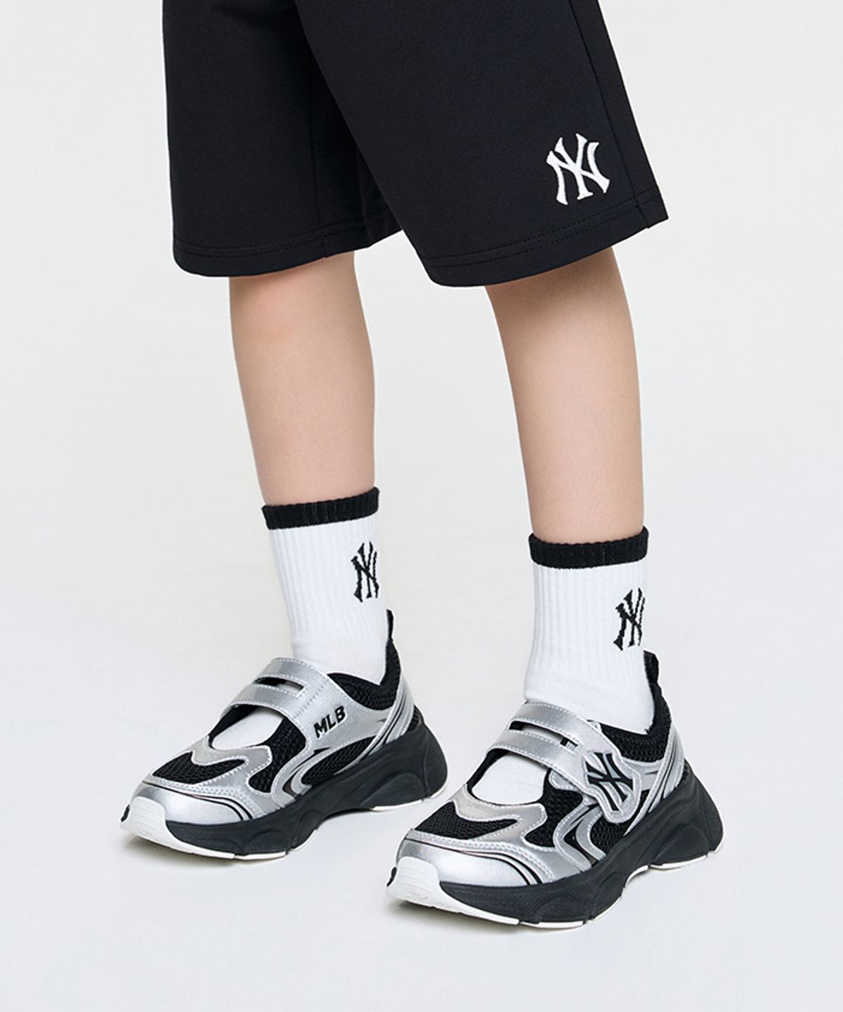엠엘비 키즈(MLB KIDS) 에이스 러너 라이트 NY (Black)