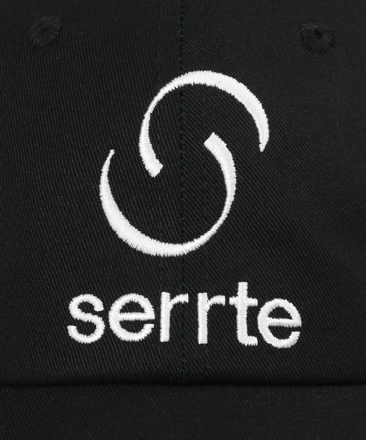 세르테(SERRTE) 베이직 로고 볼캡 남녀공용 블랙