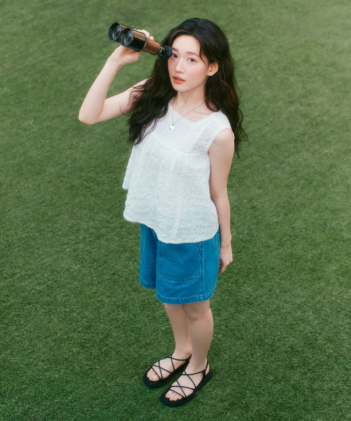 커버낫(COVERNAT) 레귤러 퍼티그 숏 데님 쇼츠 블랙