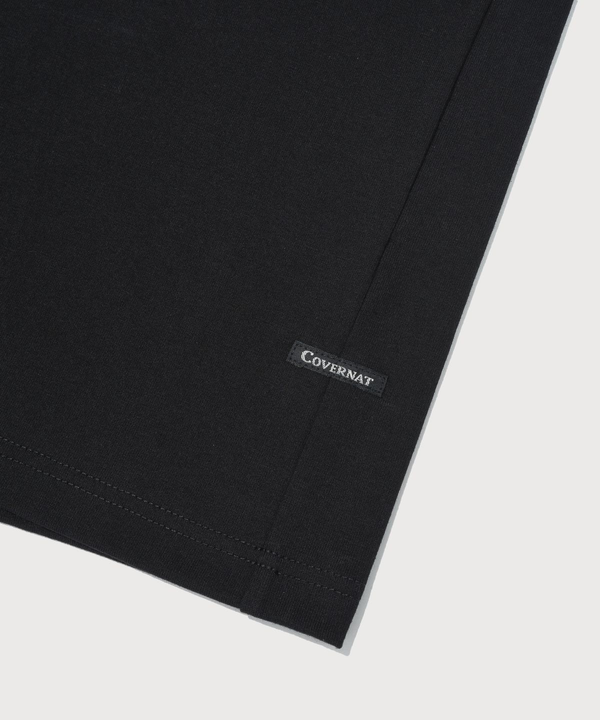 커버낫(COVERNAT) 쿨 코튼 샤인 C 로고 티셔츠 블랙
