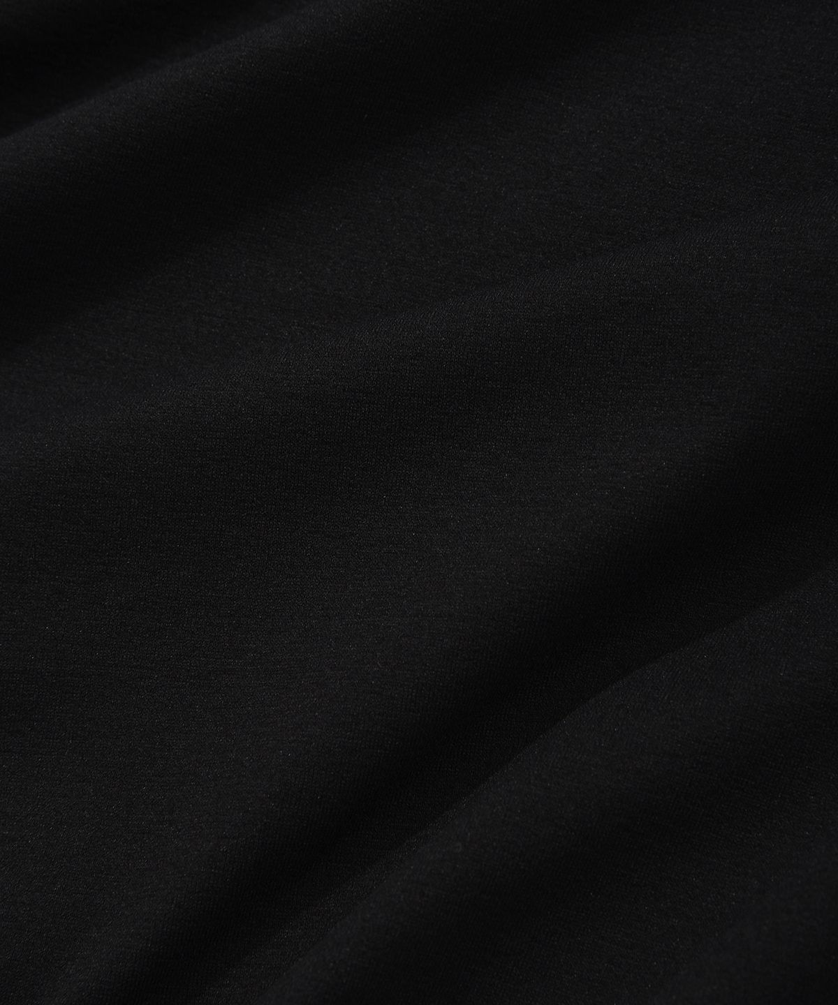 커버낫(COVERNAT) 소로나 스몰 C 로고 티셔츠 블랙