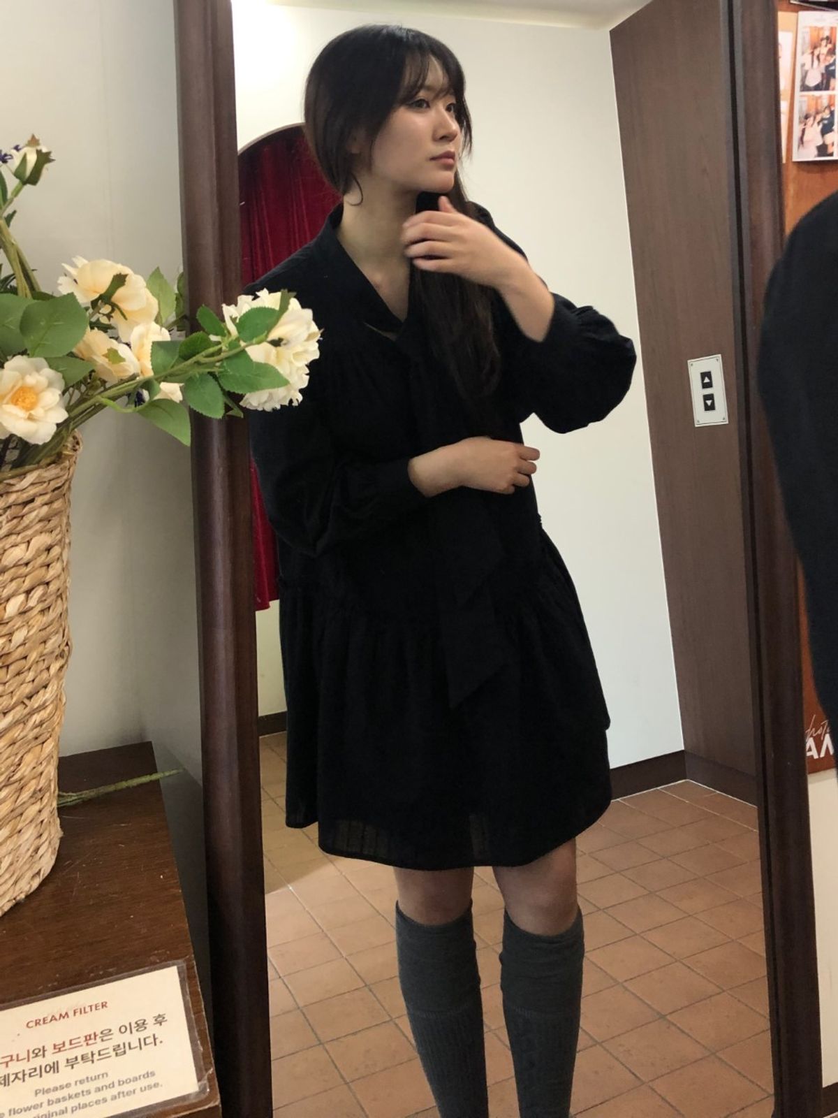 르니나(LENINA) DARLENE bow neck dress_BLACK