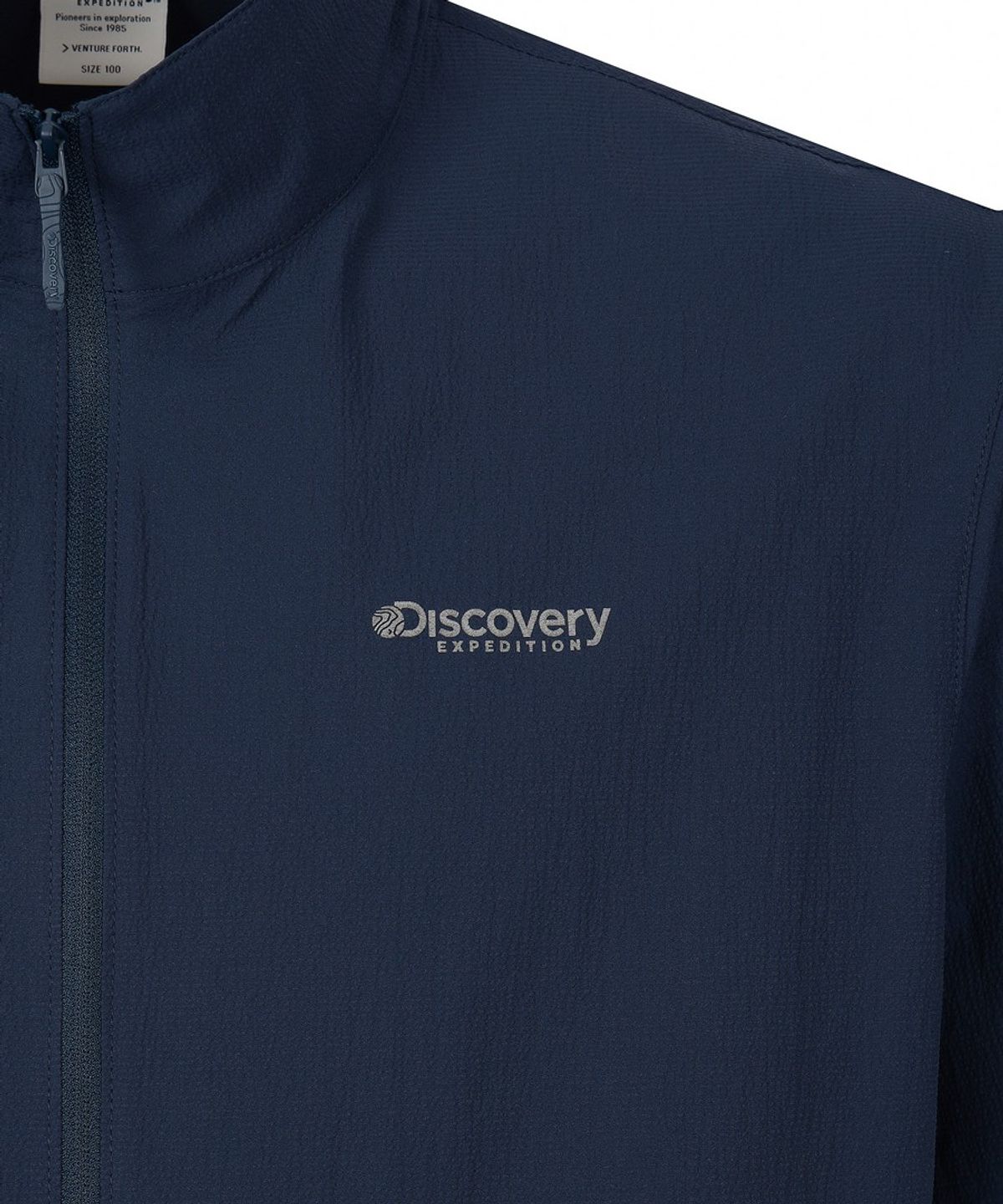 디스커버리 익스페디션(DISCOVERY EXPEDITION) 남성 시어서커 하이넥 반팔 집업 자켓 (D/NAVY)
