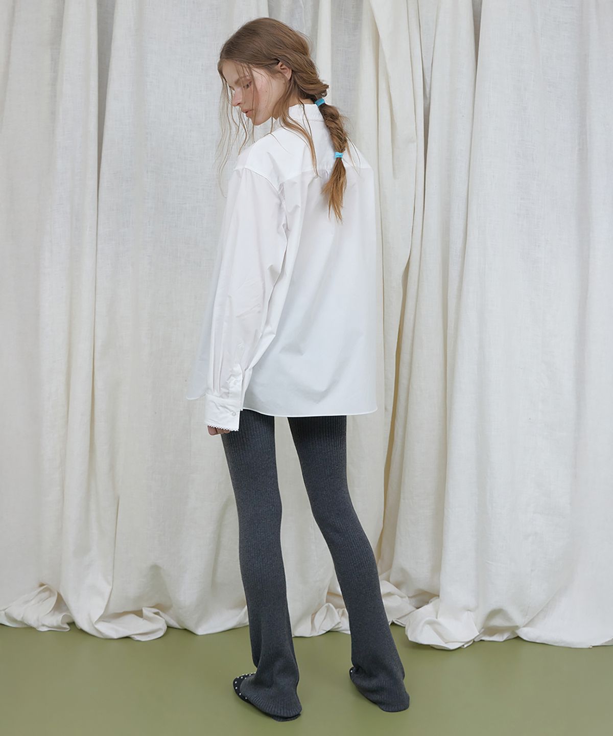 론크(LONQUE) SPRING BOOTS CUT KNIT LEGGINGS PANTS (CHARCOAL)