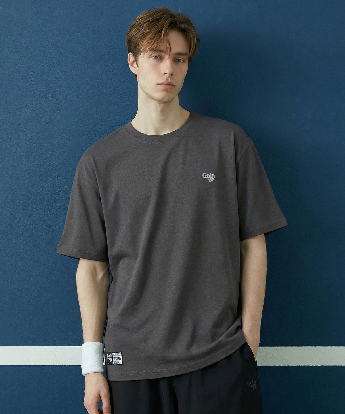 골라(GOLA) SMALL LOGO T-SHIRT [CHARCOAL]