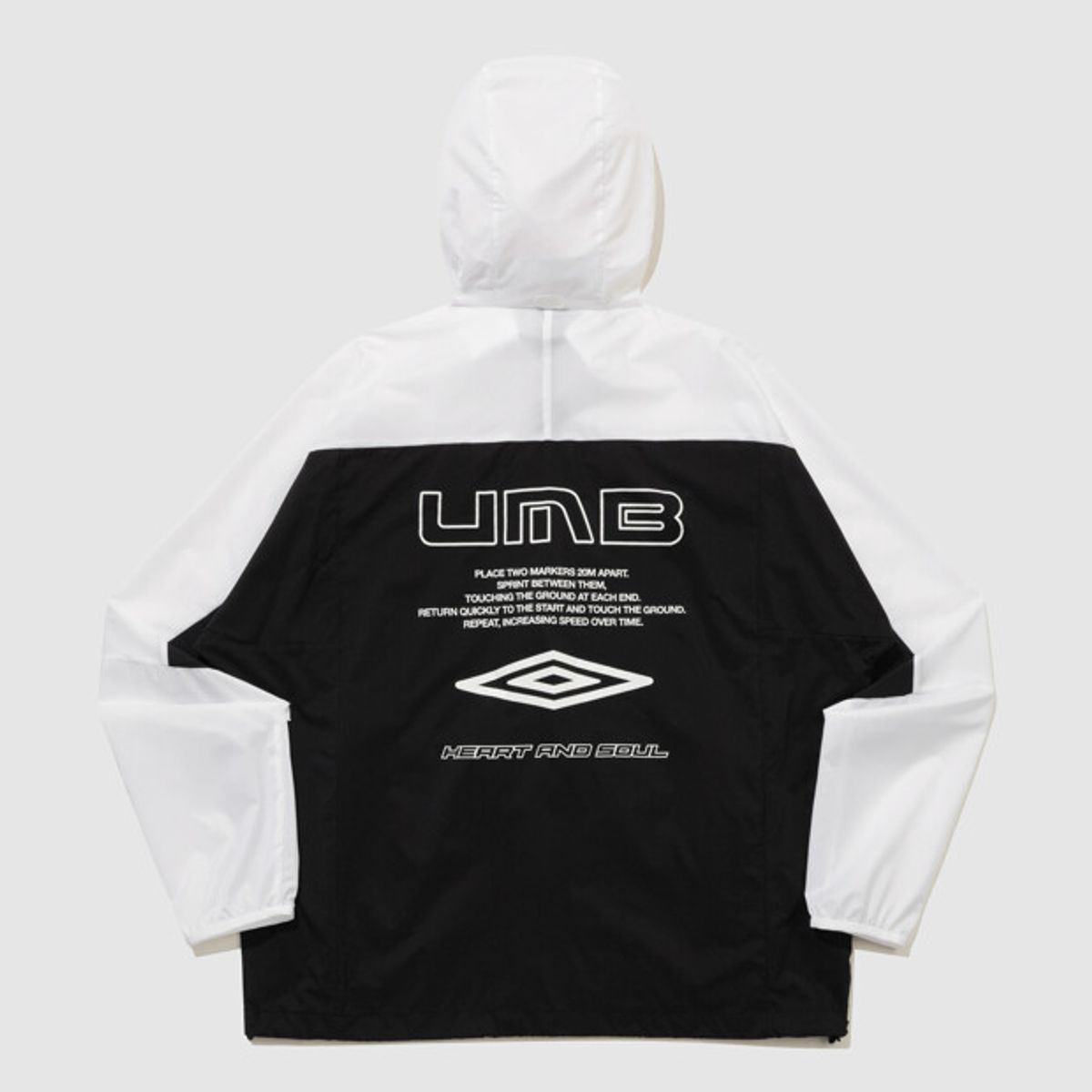 엄브로(UMBRO) 올라운드 초경량 후드형 패커블 바람막이 자켓 블랙 UR124SJK32