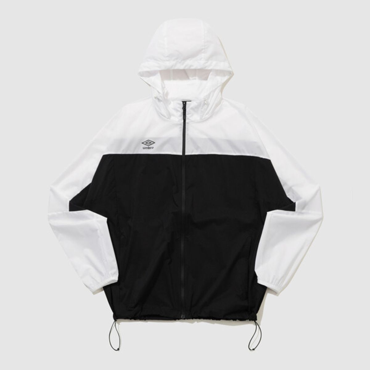 엄브로(UMBRO) 올라운드 초경량 후드형 패커블 바람막이 자켓 블랙 UR124SJK32