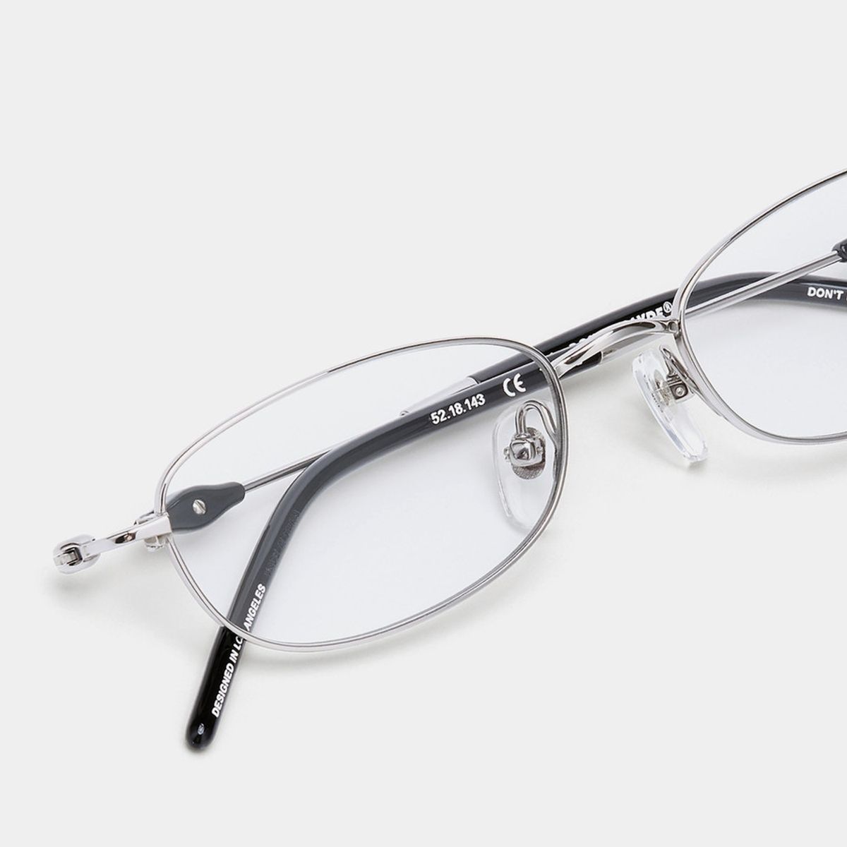 보니 클라이드(BONNIE CLYDE) 팁토 Tiptoe Silver Black & Clear Lens