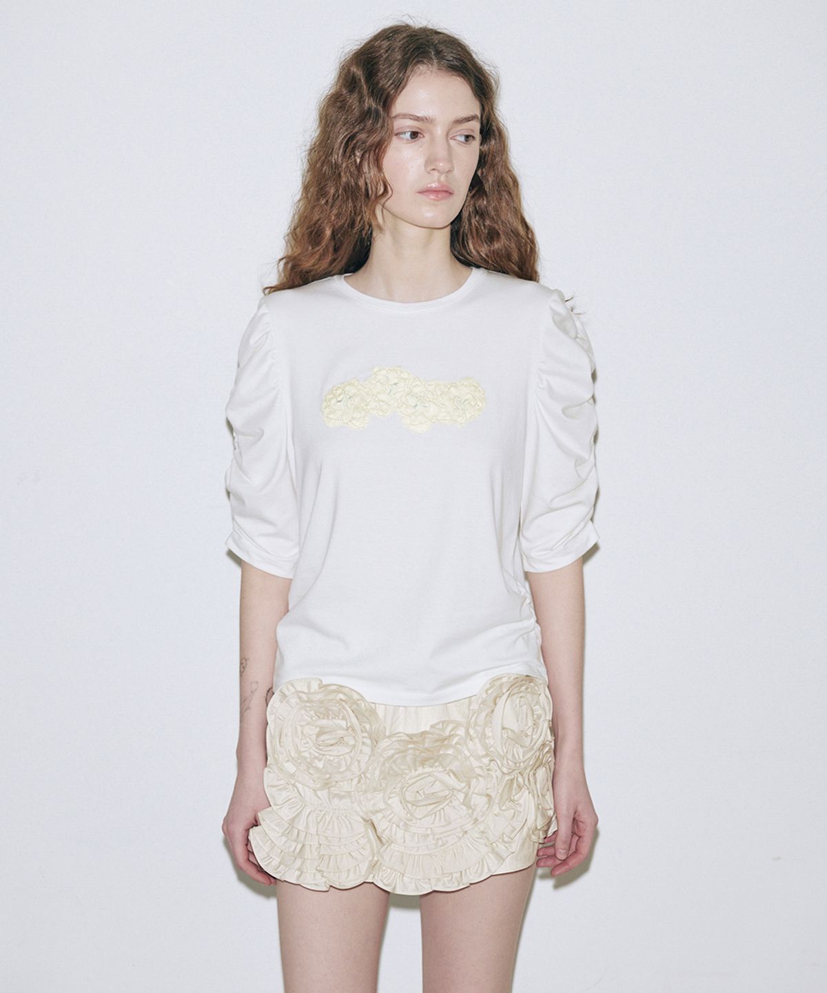 시눈(SINOON) [박지현 착용] Soft Shirring T-Shirt (Cream)