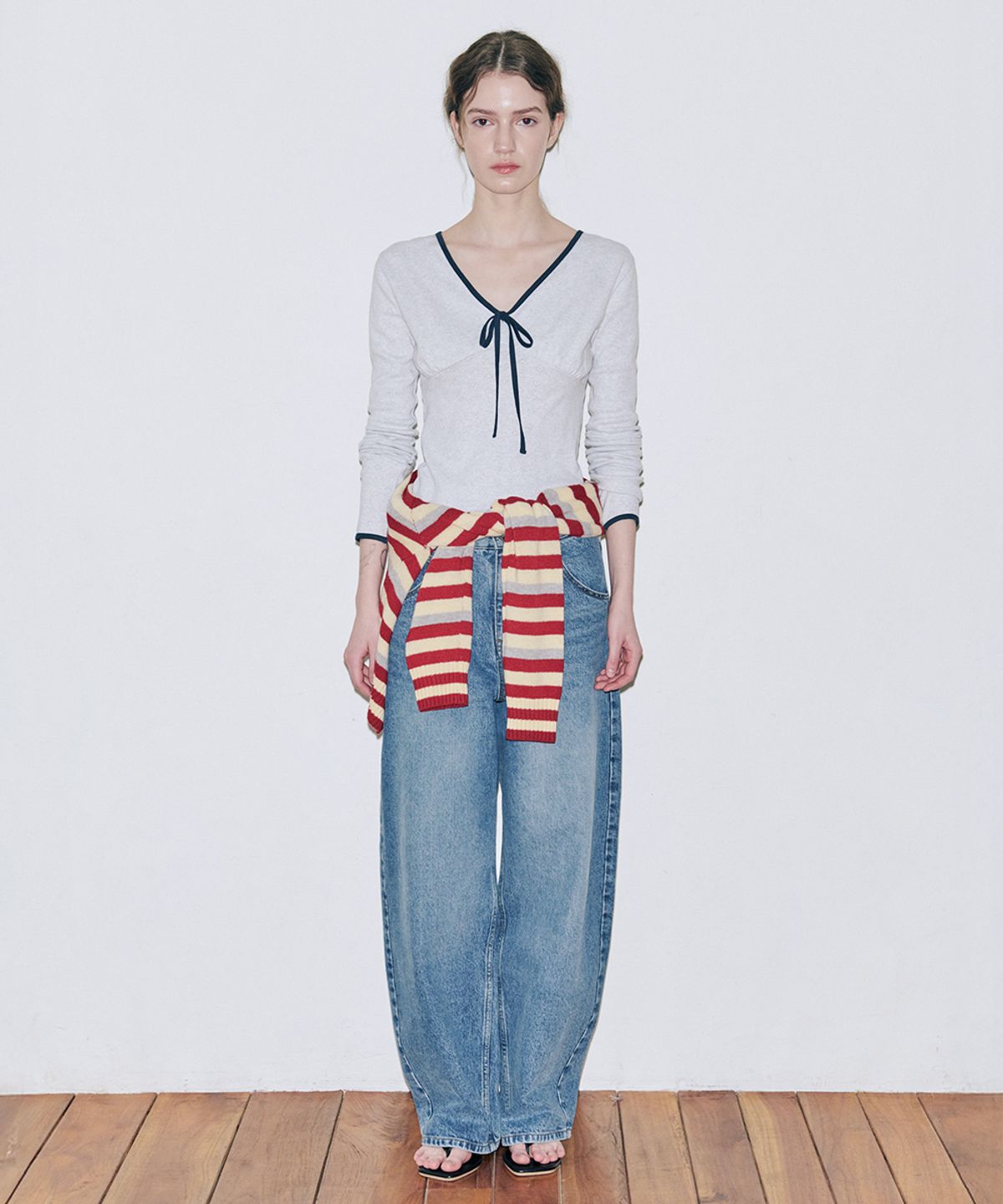 시눈(SINOON) Neck Ribbon T-Shirt (Melange Grey)
