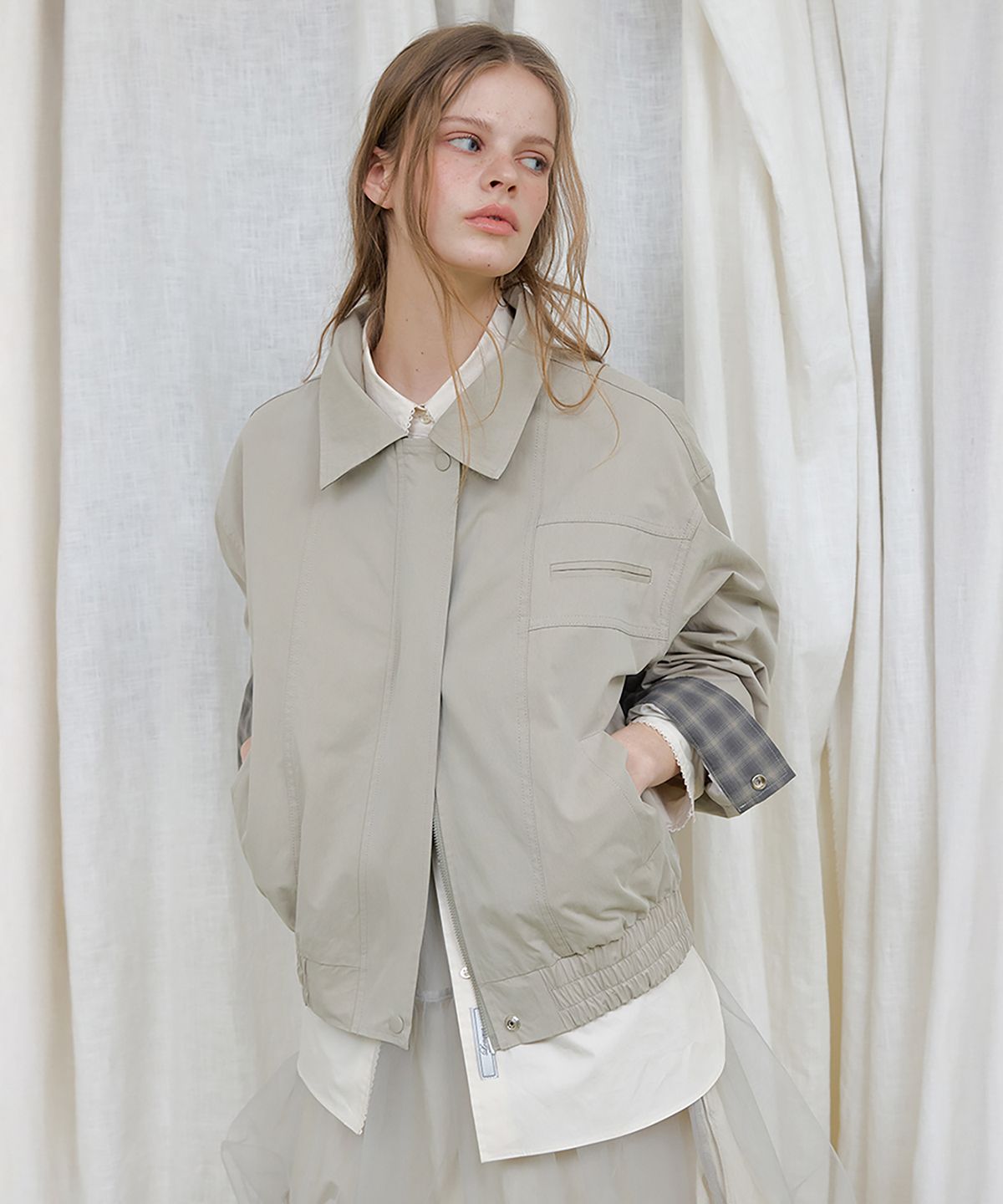론크(LONQUE) LONQUE CHECK 2-WAY BLOUSON JACKET_JUMPER (GRAY BEIGE)