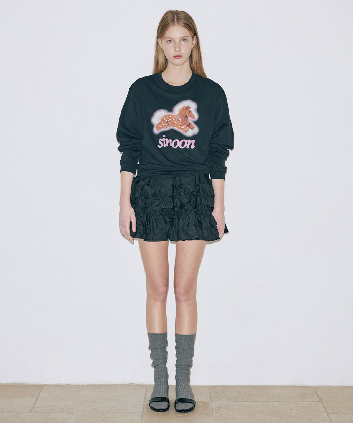 시눈(SINOON) Horse Beads Long Sleeve (Black)