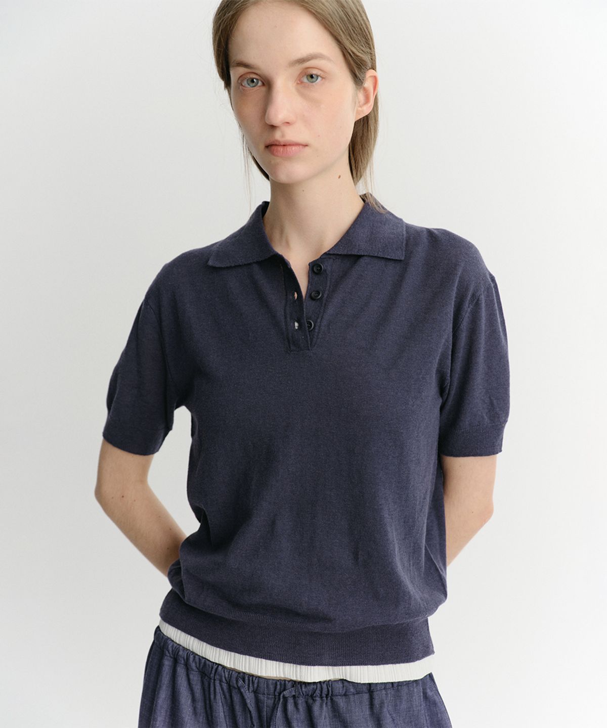 이아(EAAH) COLLAR KNIT TOP (NAVY)