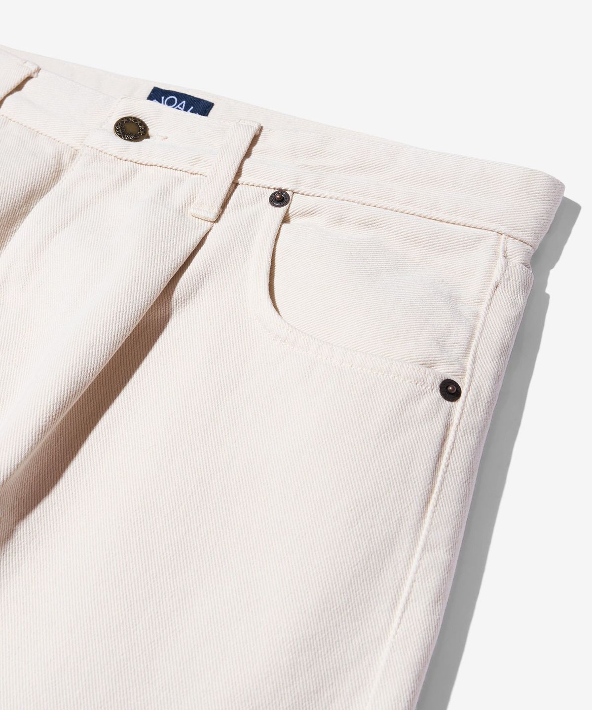 노아(NOAH) (U) 브러시드 플리츠 진 내추럴 BRUSHED COTTON PLEATED JEANS NATURAL