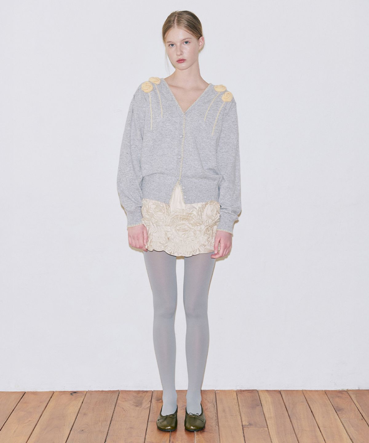 시눈(SINOON) Rose Drizzle Cardigan (Light Grey)