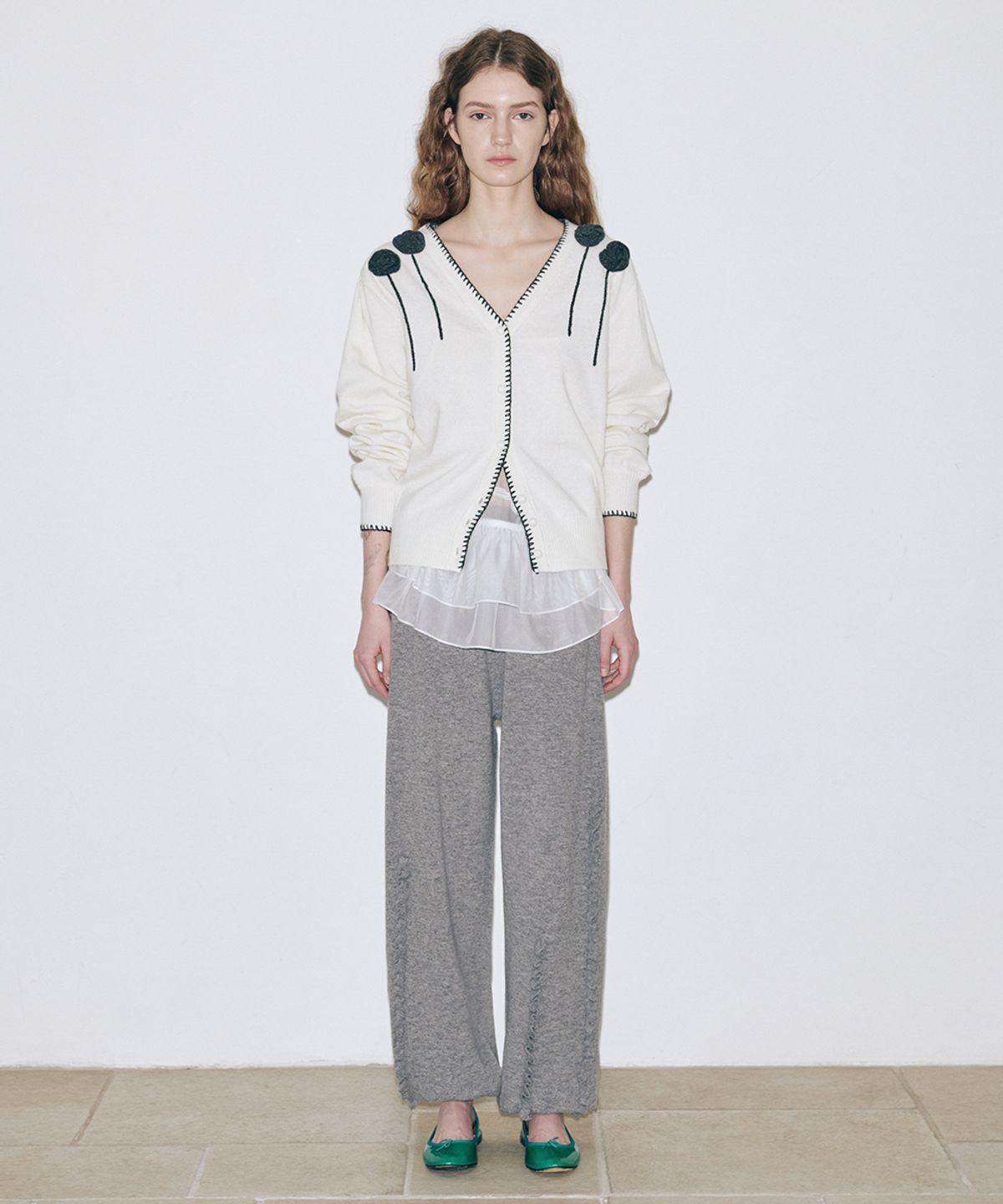 시눈(SINOON) Rose Drizzle Cardigan (Ivory)