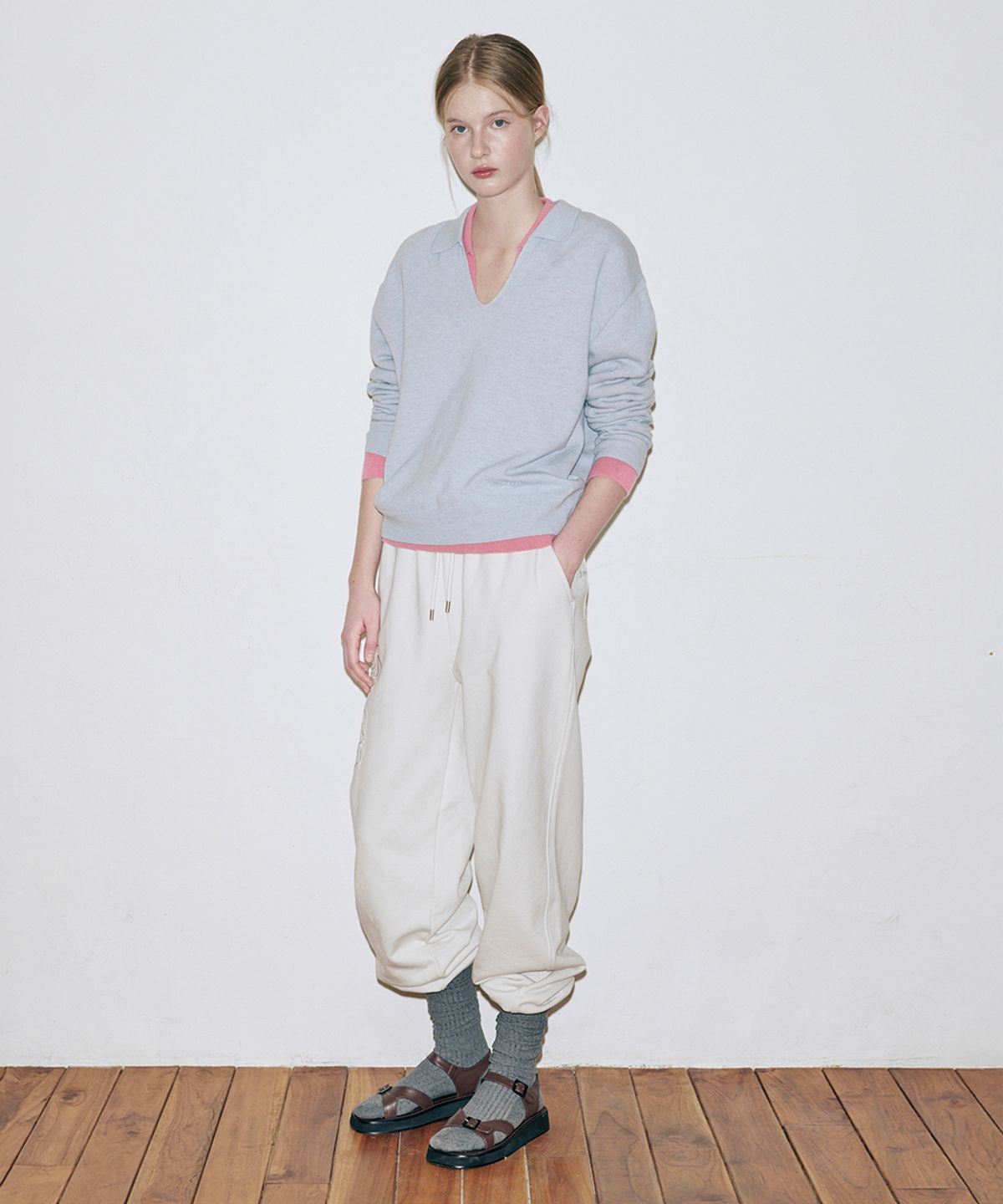 시눈(SINOON) Sinoon Logo Collar Knit (Blue)