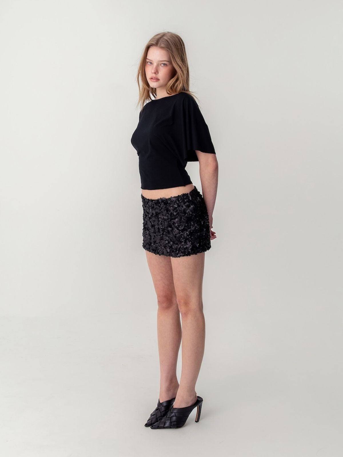 글로니(GLOWNY) TWINKLE MINI SKIRT (BLACK)