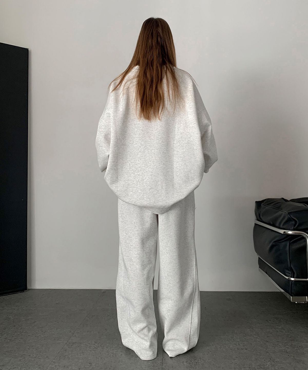 바스카라(VASCARA) [SET] Basic Round T-Shirt + Wide Banding Pants Set-up (2colors)