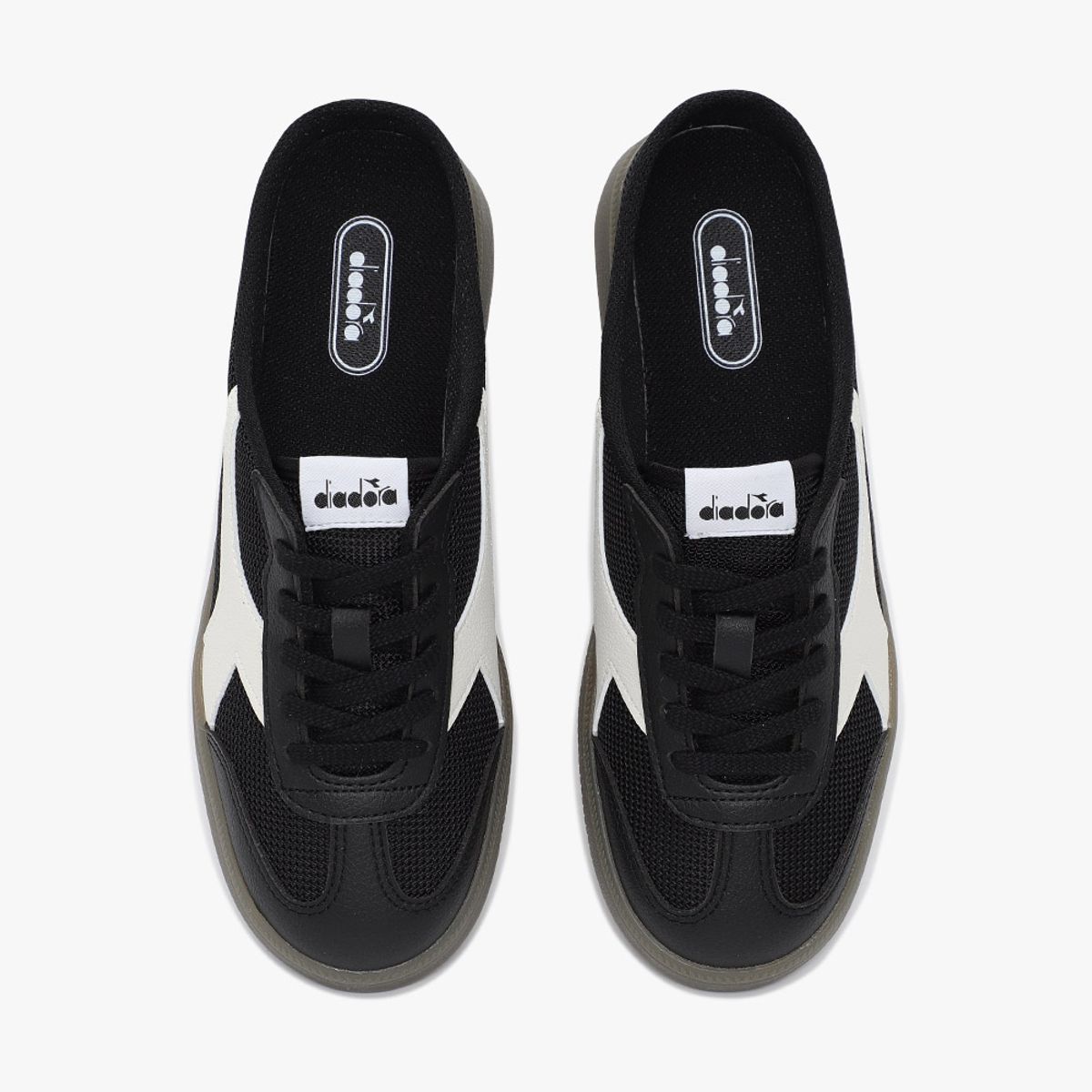 디아도라(diadora) 살토 뮬 BLACK