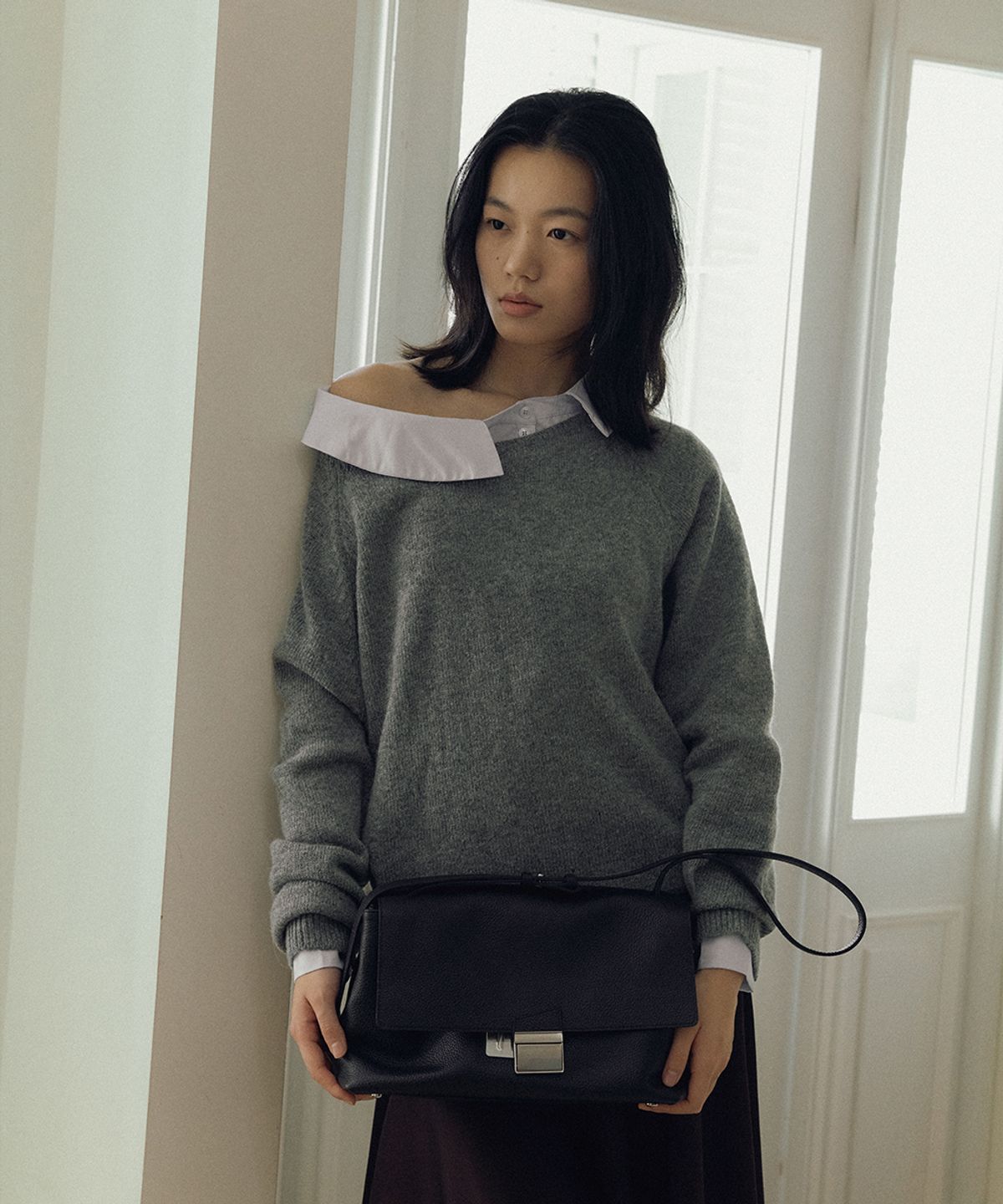 플로르(FLOR) 델피 사첼 숄더백 Delfi Leather Satchel Bag Black