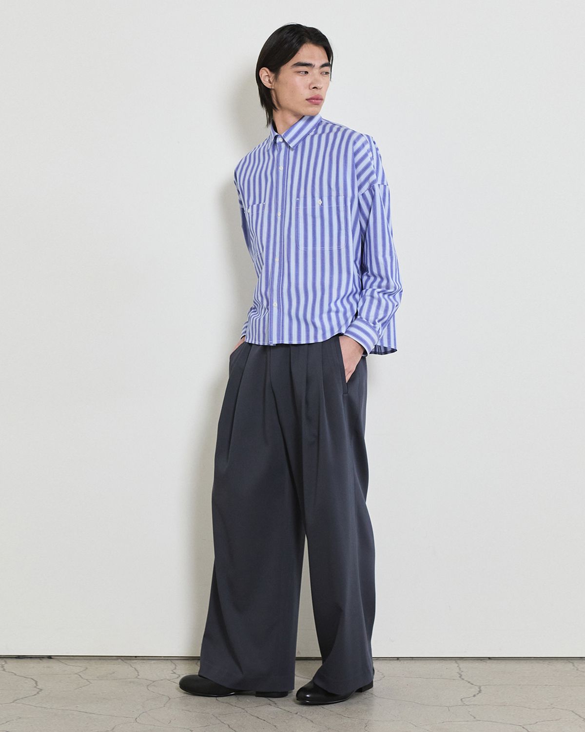 디앤드퀘스천(THEENDQUESTION) Buckle pants / NAVY