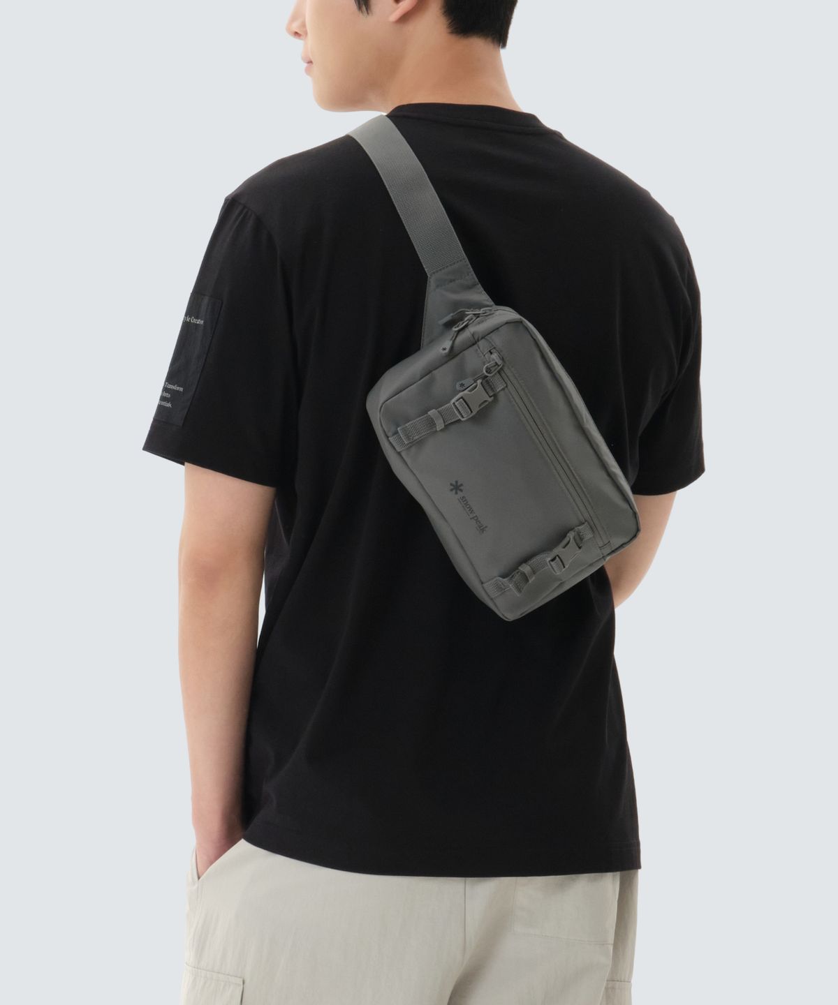 스노우피크 어패럴(SNOWPEAK APPAREL) 프로에어 경량 힙색 2L (S26ZUFBG04) Khaki