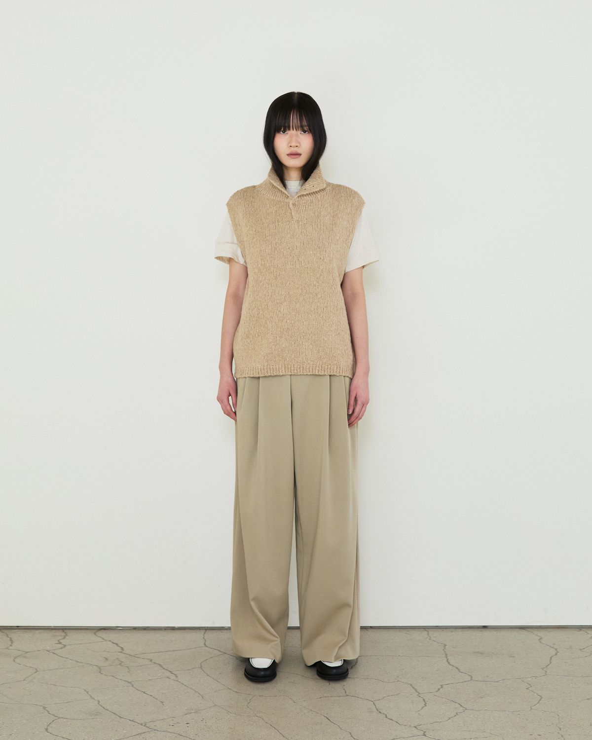 디앤드퀘스천(THEENDQUESTION) Wool boucle vest / BEIGE