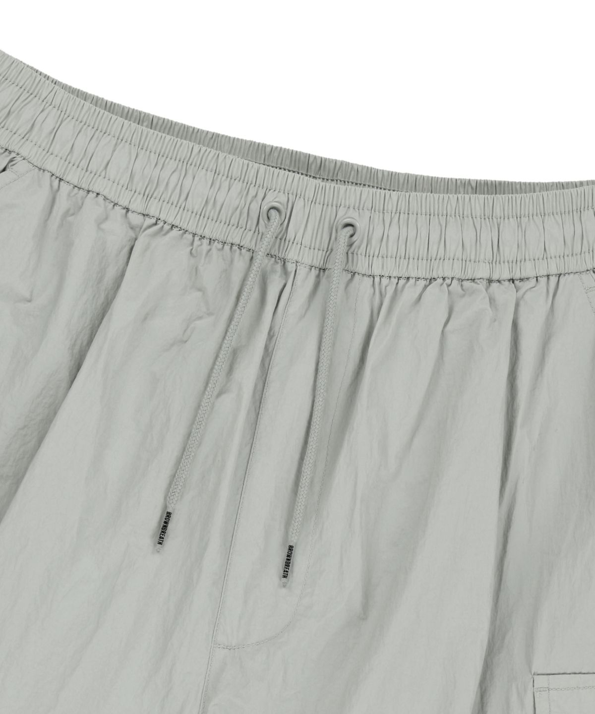 브라운브레스(BROWNBREATH) TAG NYLON CARGO HALF PANTS - LIGHT GREY