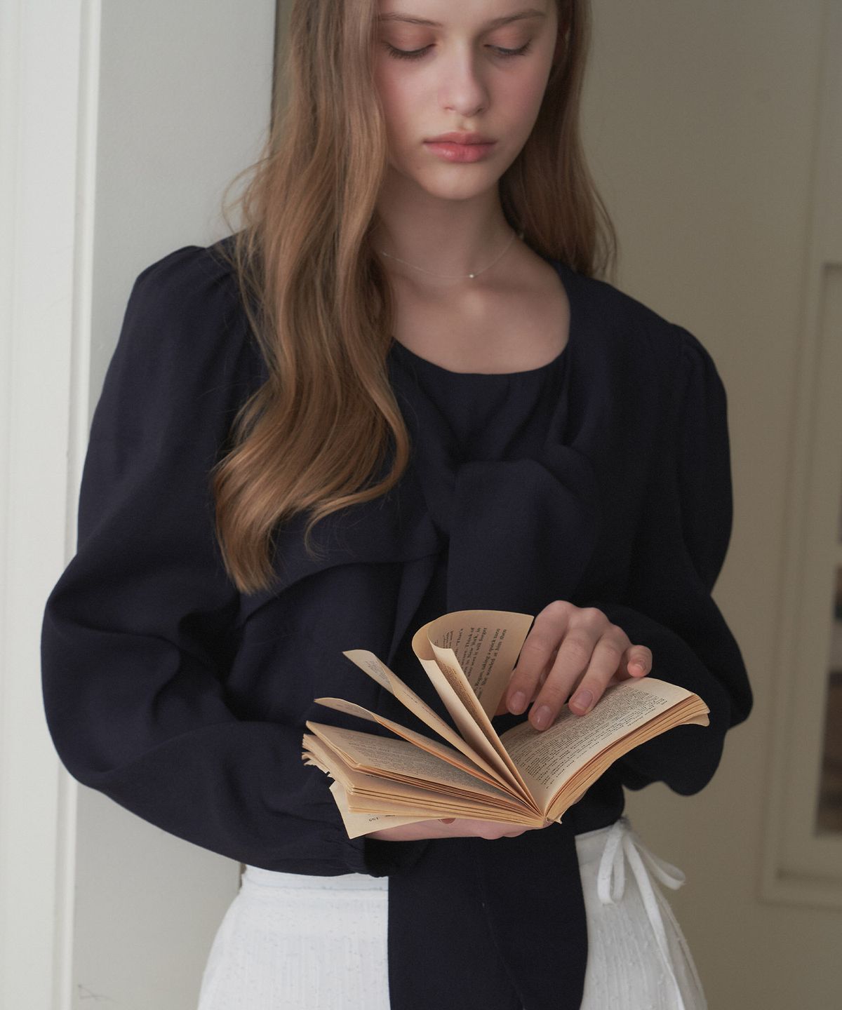 플로브(FLOVE) RIBON TYPE BLOUSE_NA