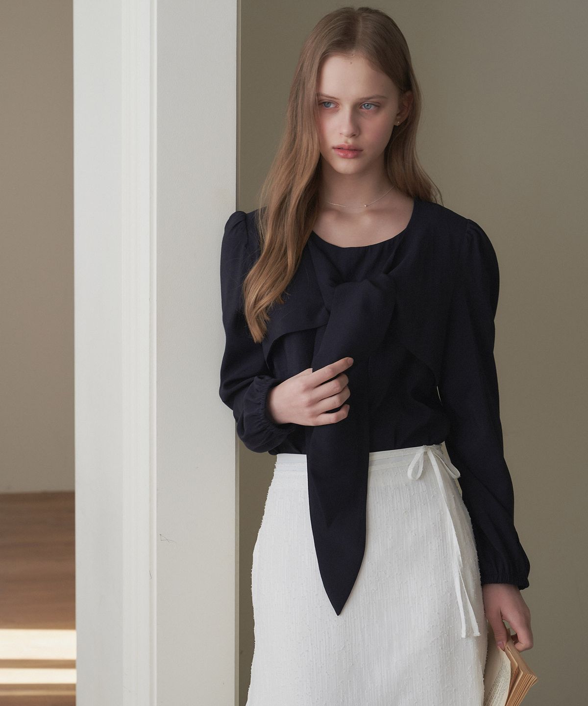 플로브(FLOVE) RIBON TYPE BLOUSE_NA