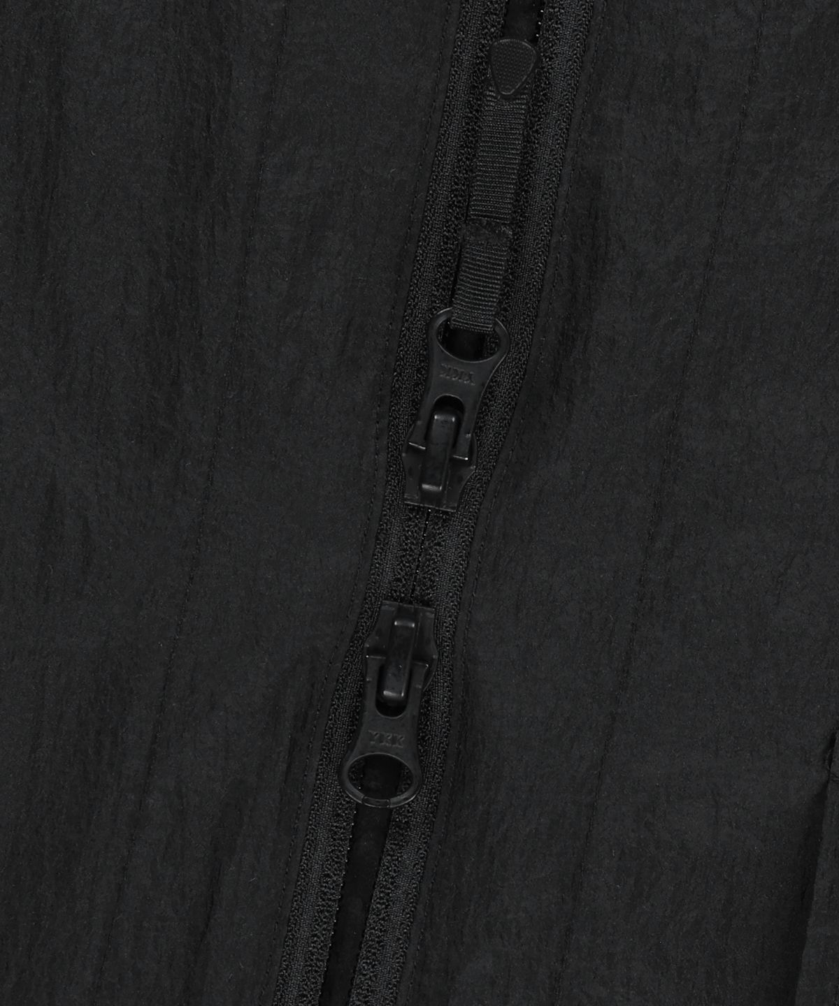 브라운브레스(BROWNBREATH) NYLON WASHER HOODED VEST - BLACK