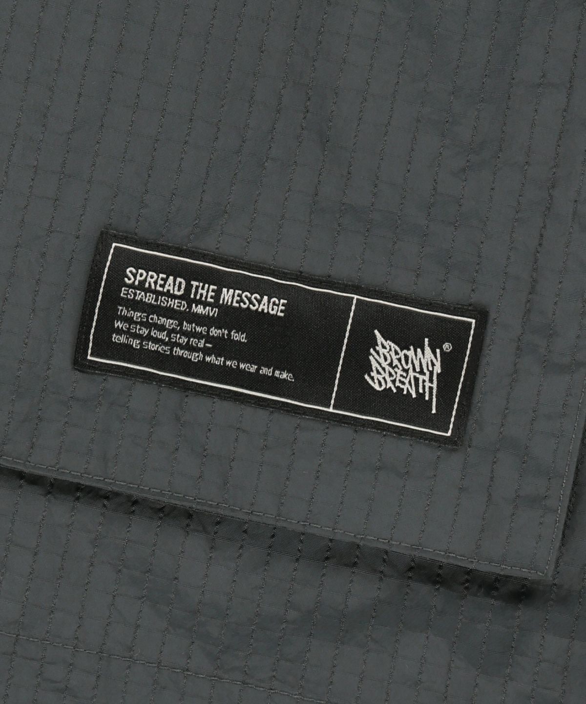 브라운브레스(BROWNBREATH) STAND COLLAR VEST - CHARCOAL