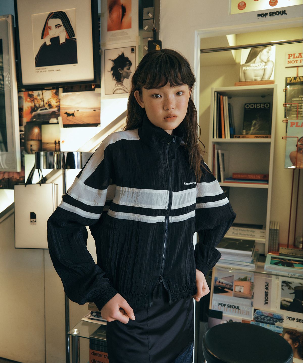 그린버터(GREENBUTTER) Sheer Crinkle Jacket (Black/Ivory)