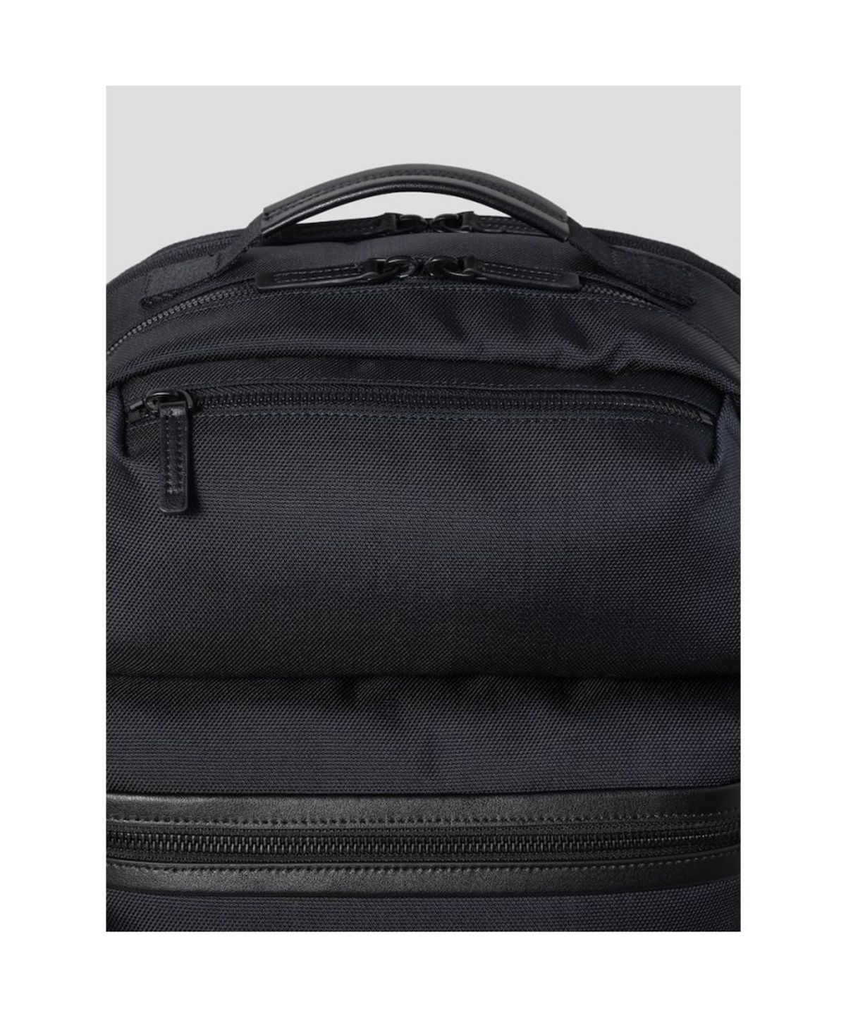 빈폴 액세서리(BEANPOLE ACCESSORY) 커뮤터 백팩  네이비