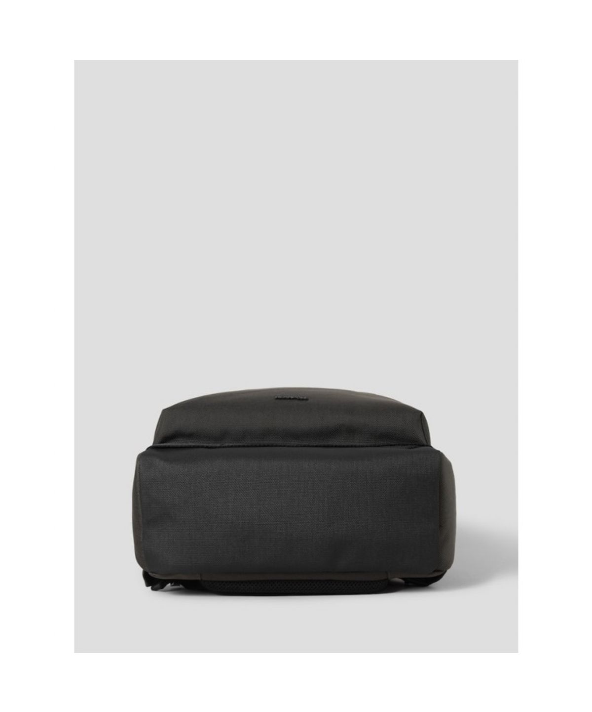 빈폴 액세서리(BEANPOLE ACCESSORY) 커뮤터 백팩  그레이