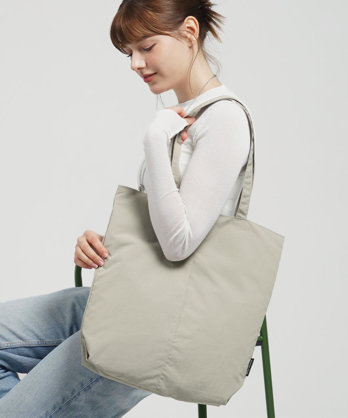 쓰리마인즈(TRM) [키링파우치 증정] TRM 리사이클 나일론 캥거루 에코백 T61G
