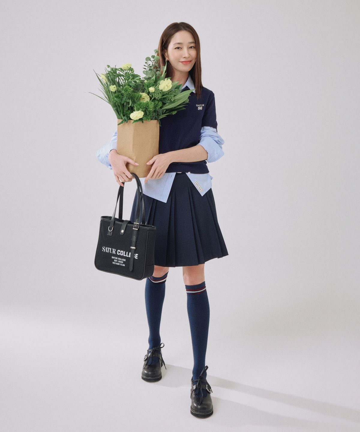 세터(SATUR) 루나 스트랩 메리제인 로퍼 블랙