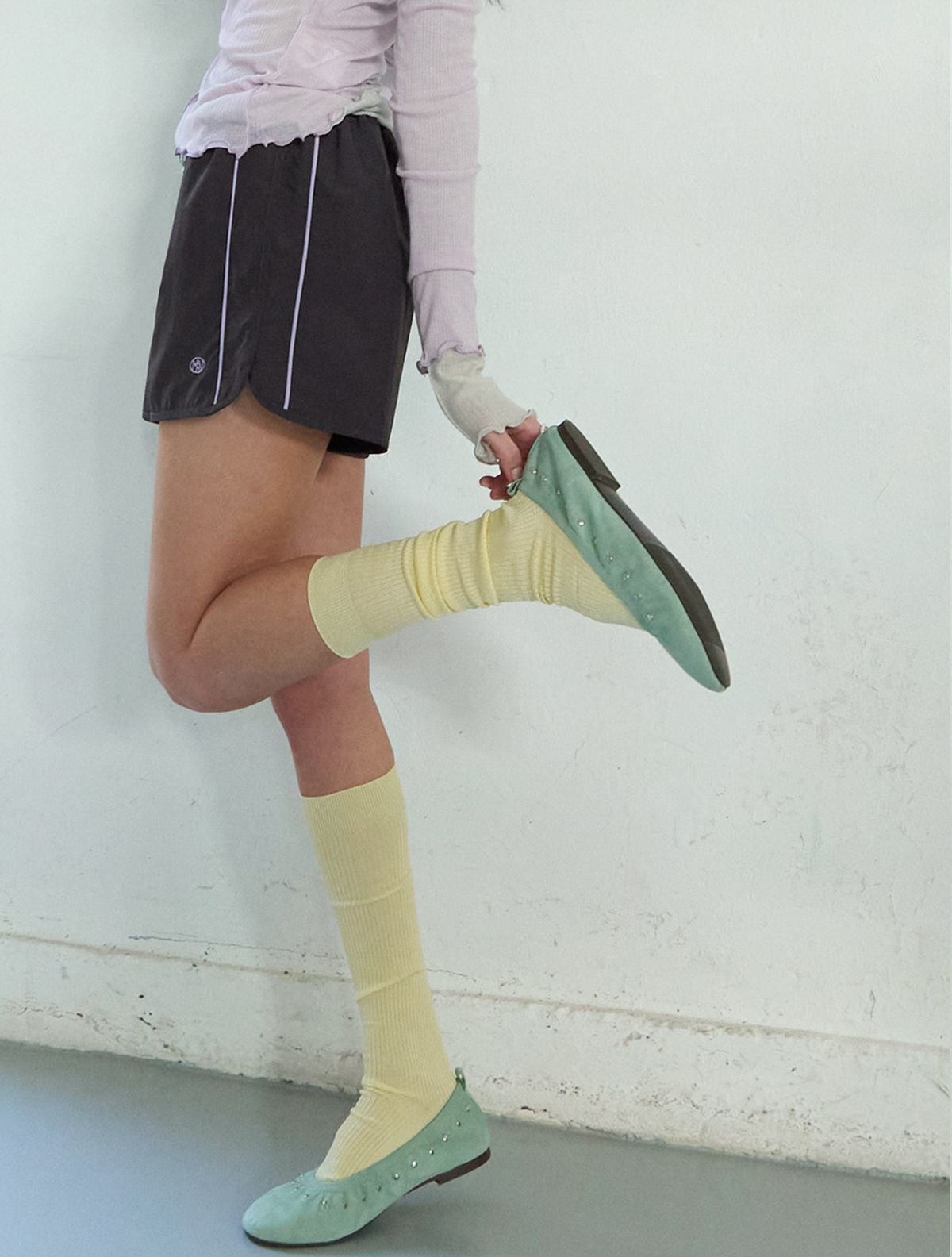 모르브13(MORVE13) MORVE Wind Set-up Track Shorts