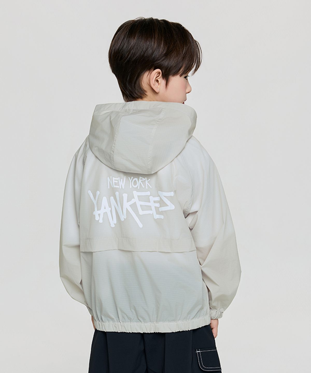 엠엘비 키즈(MLB KIDS) 스트릿 메가 립스탑 초경량 바람막이 NY (Grey)