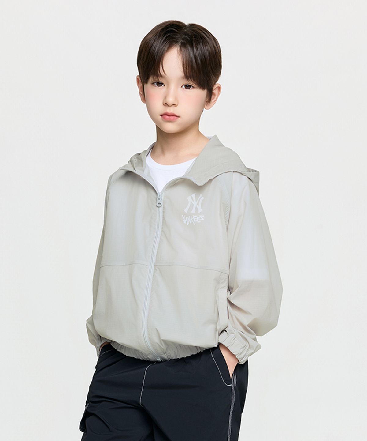 엠엘비 키즈(MLB KIDS) 스트릿 메가 립스탑 초경량 바람막이 NY (Grey)