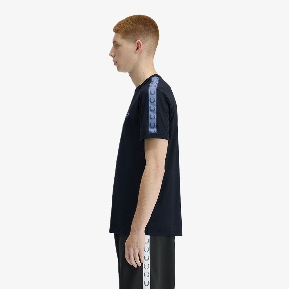 프레드페리(FRED PERRY) [Sport] 컨트라스트 테잎 링어 티셔츠 - 네이비/에이스블루 AFPM2614613-29B