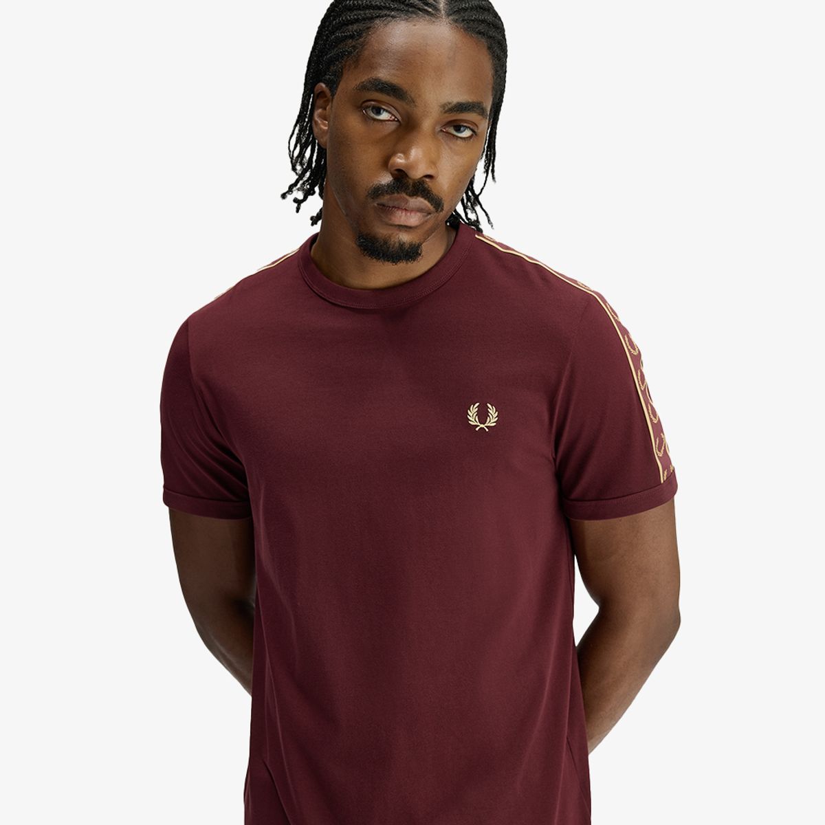 프레드페리(FRED PERRY) [Sport] 컨트라스트 테잎 링어 티셔츠 - 옥스블러드/샴페인 AFPM2614613-69A